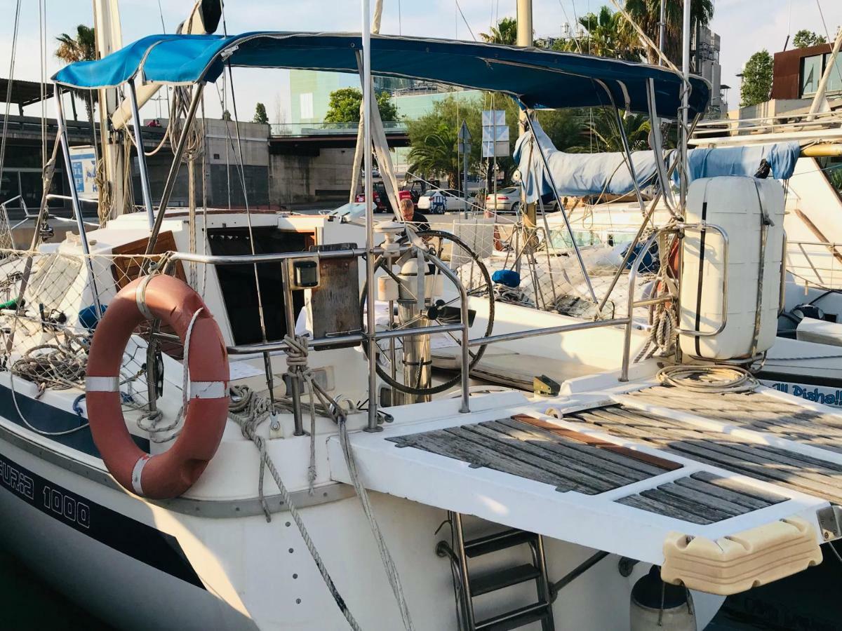 סנט אדריה דה בסוס Sleep & Boats Barcelona City מראה חיצוני תמונה