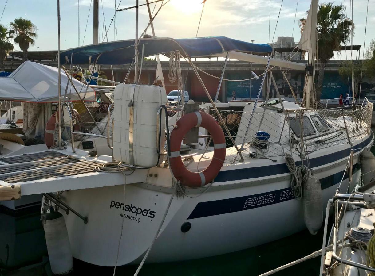 סנט אדריה דה בסוס Sleep & Boats Barcelona City מראה חיצוני תמונה