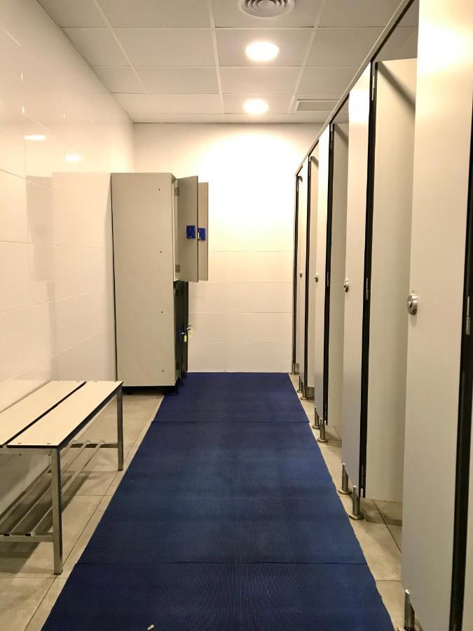 סנט אדריה דה בסוס Sleep & Boats Barcelona City מראה חיצוני תמונה