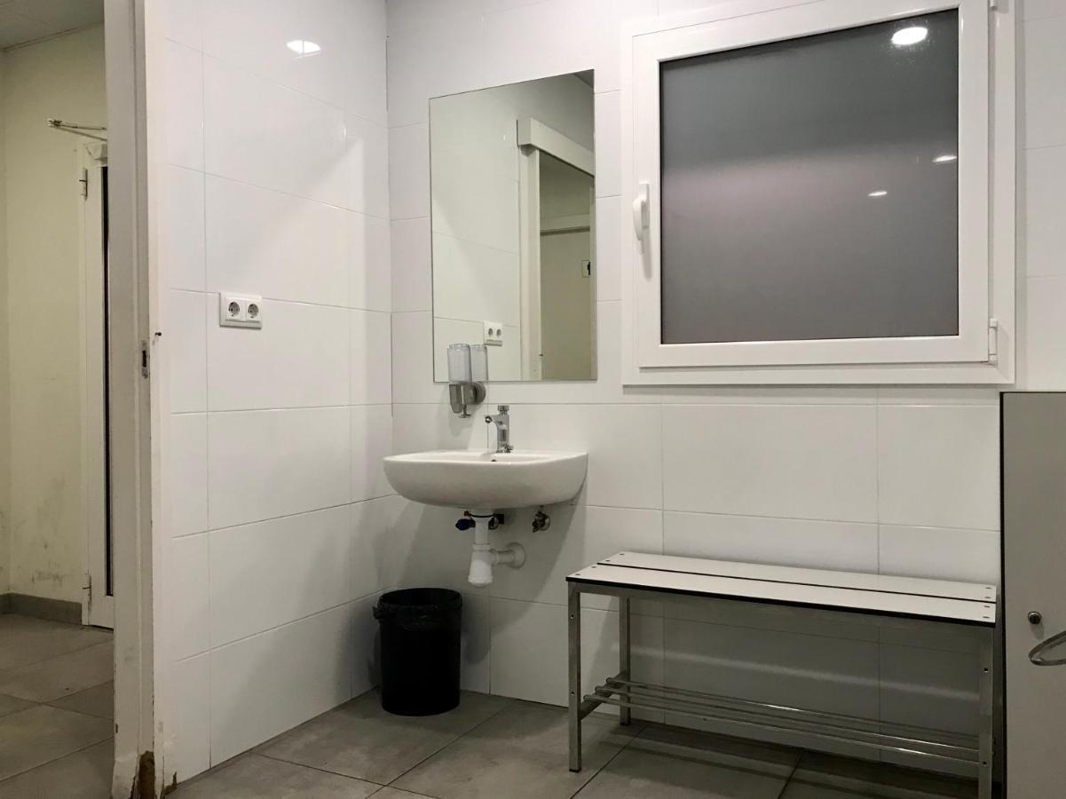 סנט אדריה דה בסוס Sleep & Boats Barcelona City מראה חיצוני תמונה